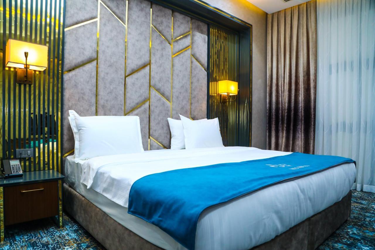 Hotel Iris - Halal 4*