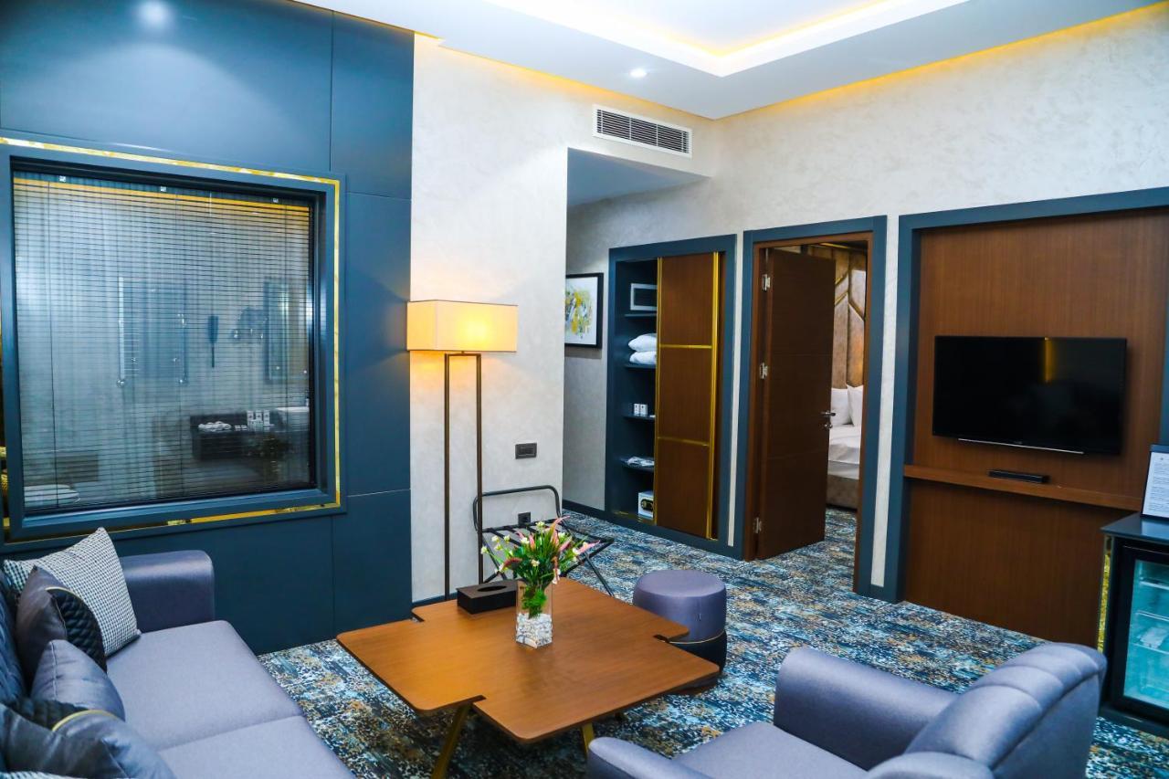 Iris - Halal Hotel