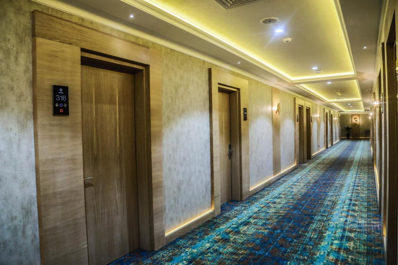 Hotel Iris - Halal 4*