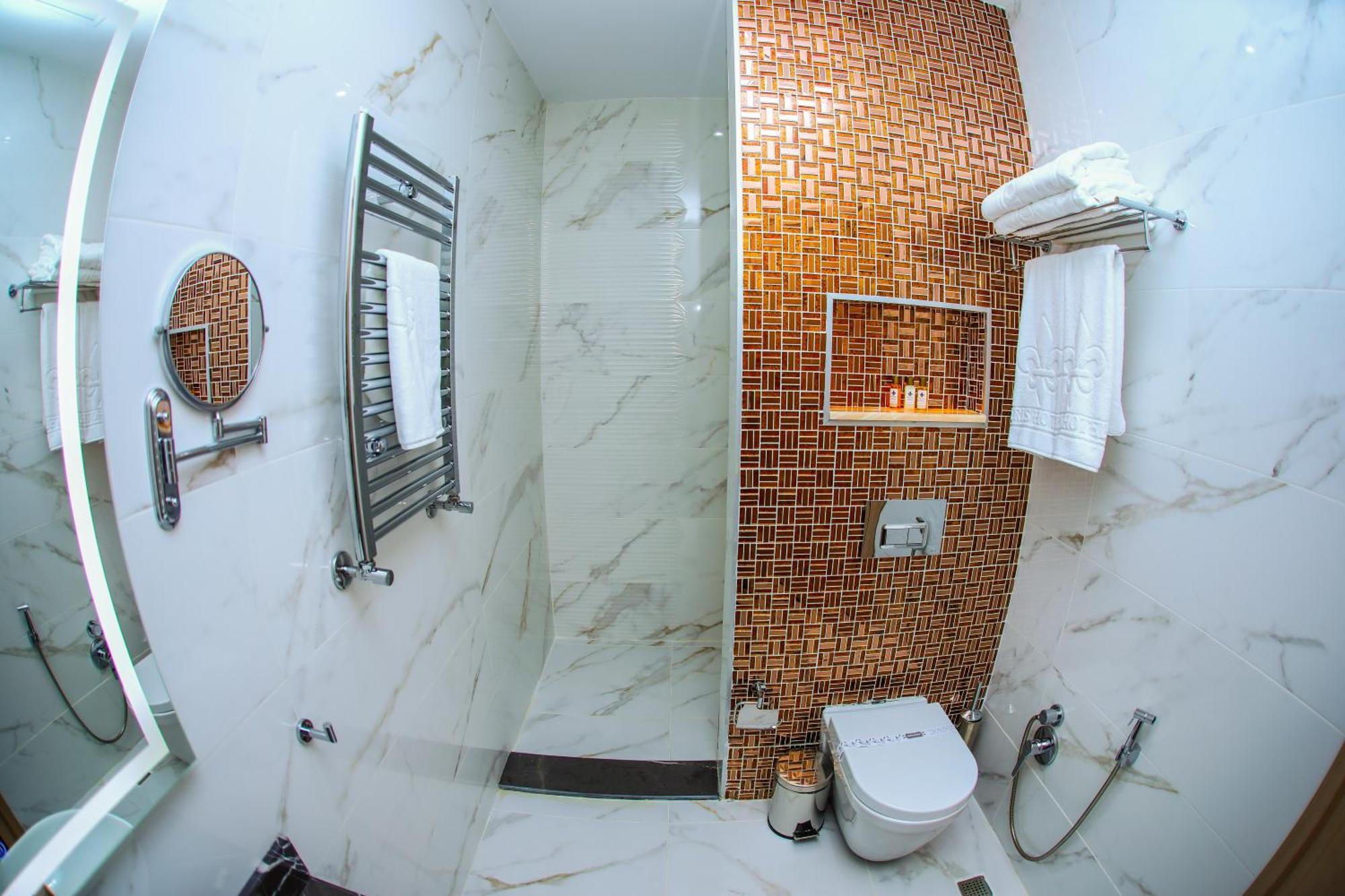 Iris - Halal Hotel 4*
